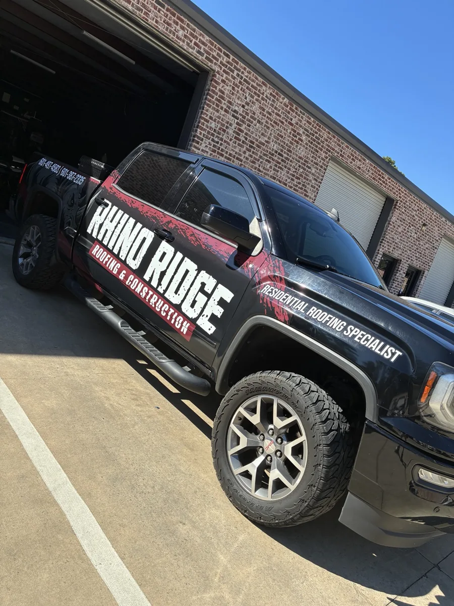 Graphic Innovations truck lettering project